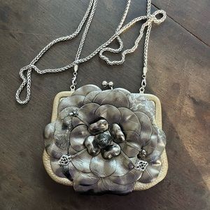 Brighton 3D floral kisslock clutch crossbody bag Rosalie silver pewter